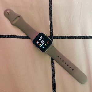Apple Watch Series 3 (38mm)